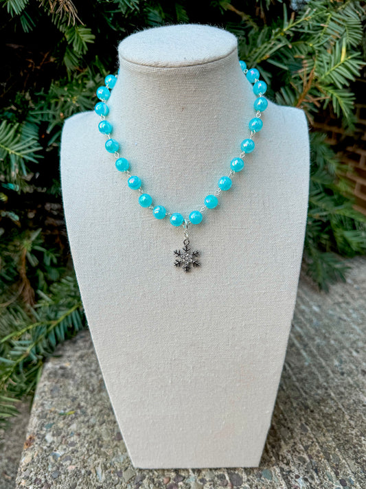 Removable snowflake charm